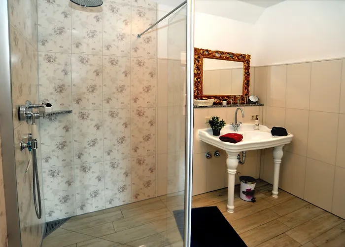 Konukevi Rosamunde Burg (Spreewald)