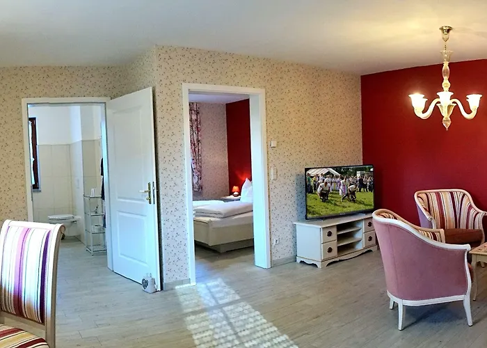 Rosamunde Konukevi Burg (Spreewald)