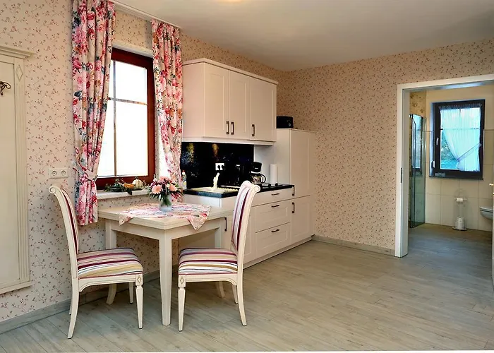 Konukevi Rosamunde 3*